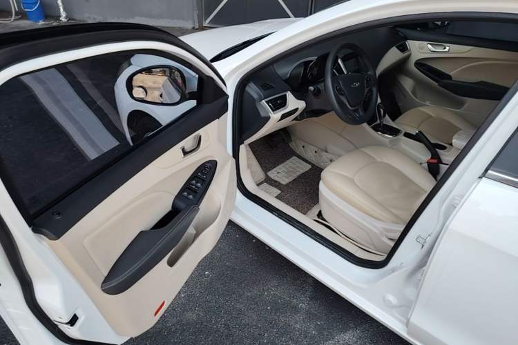 Used Chery Arrizo 7 2015 1.6L CVT Zhiling Edition Driver Seat