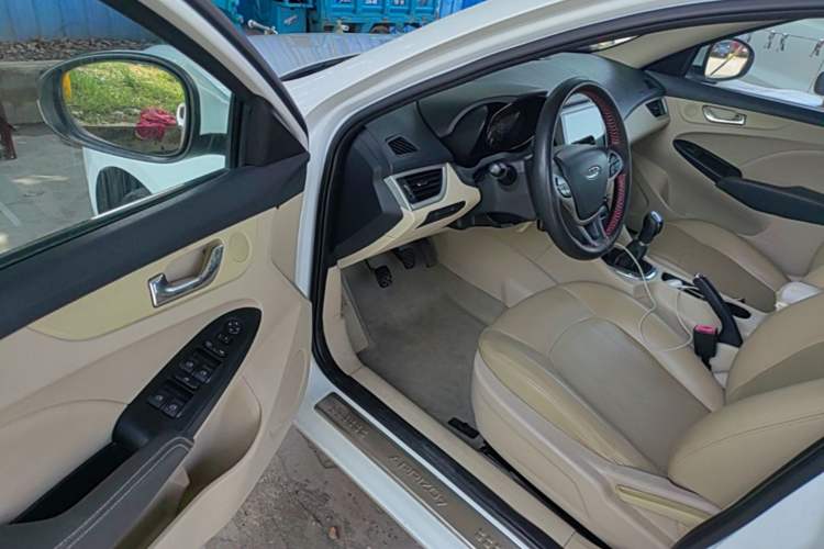 Used Chery Arrizo 7 2015 1.5T Manual Zhi Ling Edition Driver Seat