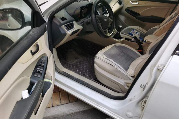 Used Chery Arrizo 7 2015 1.6L Manual Zhi Ling Edition Driver Seat