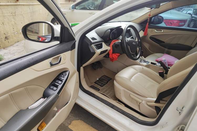 Used Chery Arrizo 7 2015 1.6L CVT ZhiXiang Edition Driver Seat