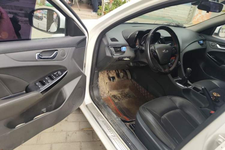 Used Chery Arrizo 7 2015 1.5T Manual ZhiShang Edition Driver Seat
