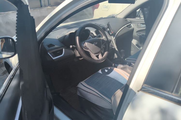 Used Chery Arrizo 7 2015 1.5T Manual ZhiXiang Edition Driver Seat