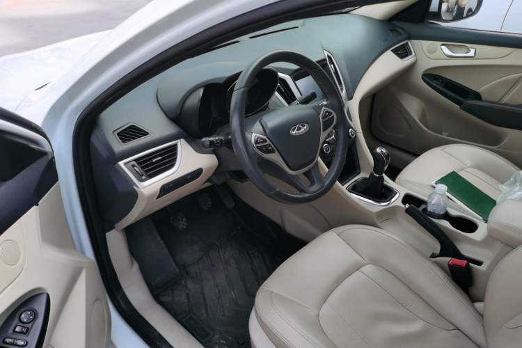 Used Chery Arrizo 7 2015 1.6L Manual ZhiShang Edition Driver Seat