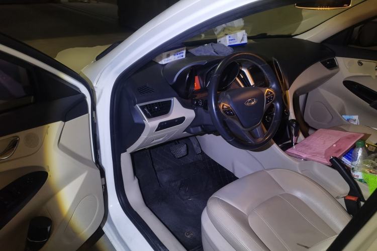 Used Chery Arrizo 7 2015 1.6L CVT ZhiShang Edition Driver Seat