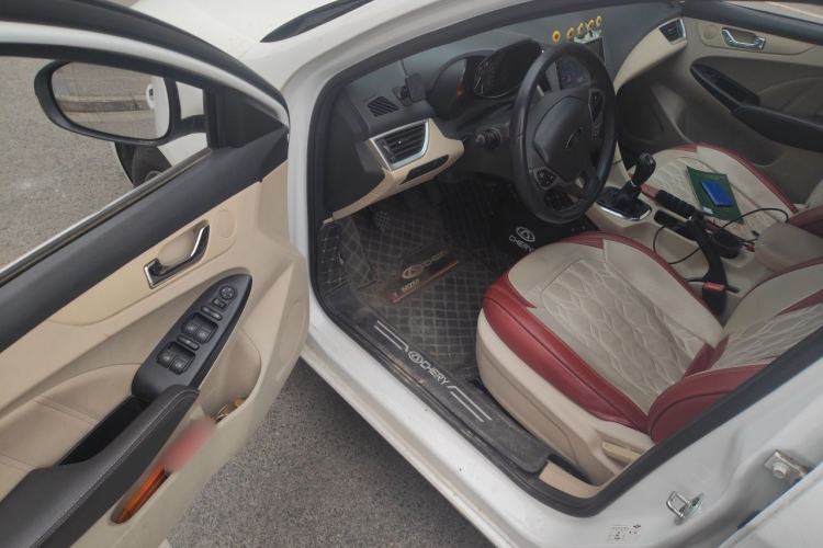 Used Chery Arrizo 7 2015 1.6L Manual ZhiShang Edition Driver Seat