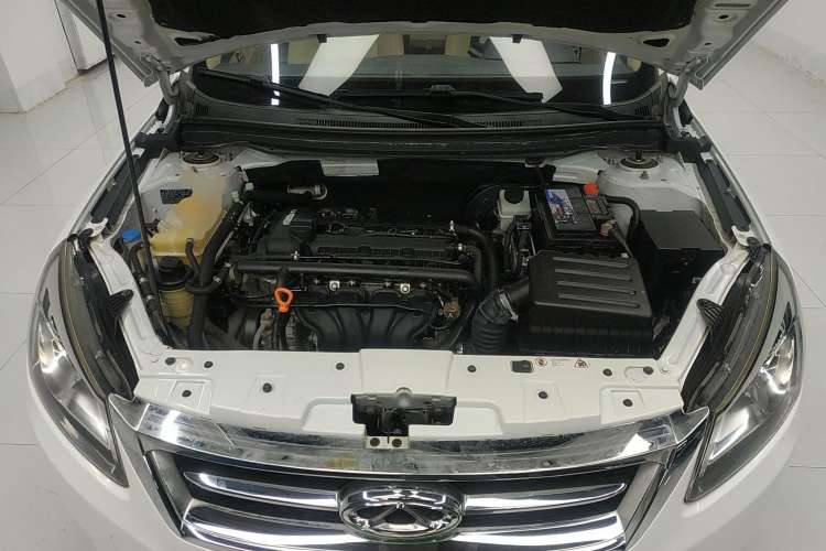 Used Chery Arrizo 7 2015 1.6L Manual ZhiShang Edition Engine Bay