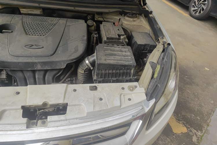Used Chery Arrizo 7 2015 1.6L CVT ZhiXiang Edition Engine Bay Left