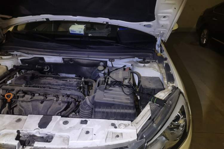 Used Chery Arrizo 7 2015 1.6L CVT ZhiShang Edition Engine Bay Left