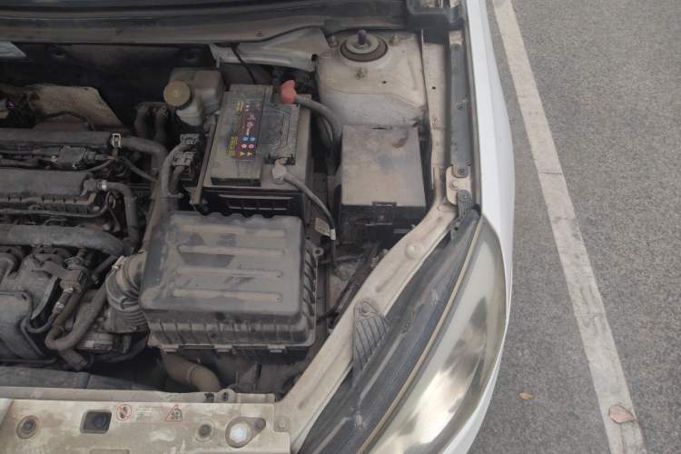Used Chery Arrizo 7 2015 1.6L Manual ZhiShang Edition Engine Bay Left