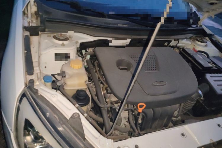 Used Chery Arrizo 7 2015 1.6L Manual ZhiXiang Edition Engine Bay Right