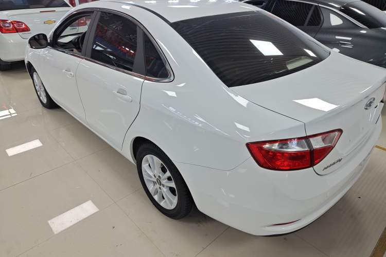 Used Chery Arrizo 7 2015 1.6L Manual ZhiShang Edition Exterior 5