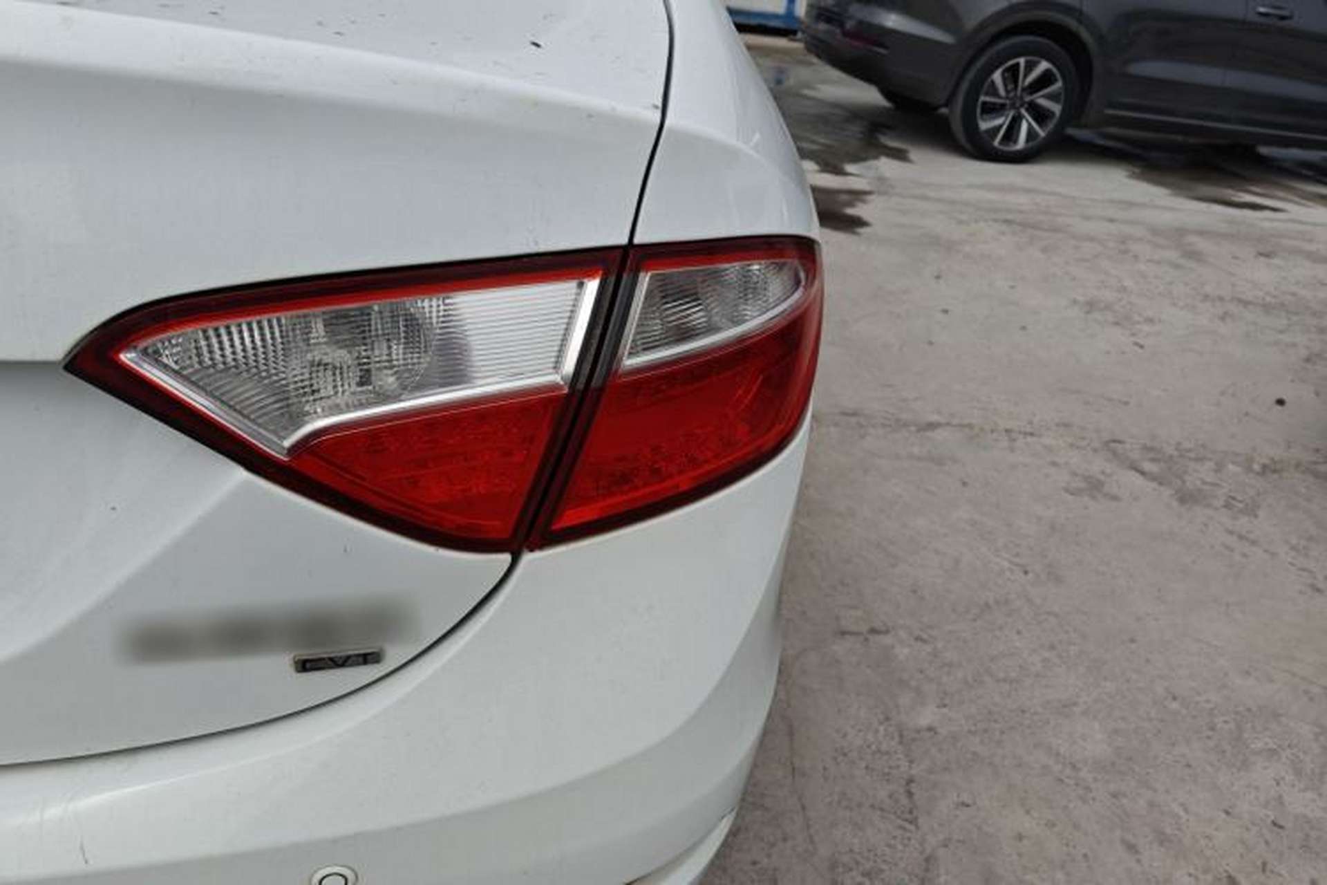 Used Chery Arrizo 7 2015 1.6L CVT ZhiShang Edition Exterior 6
