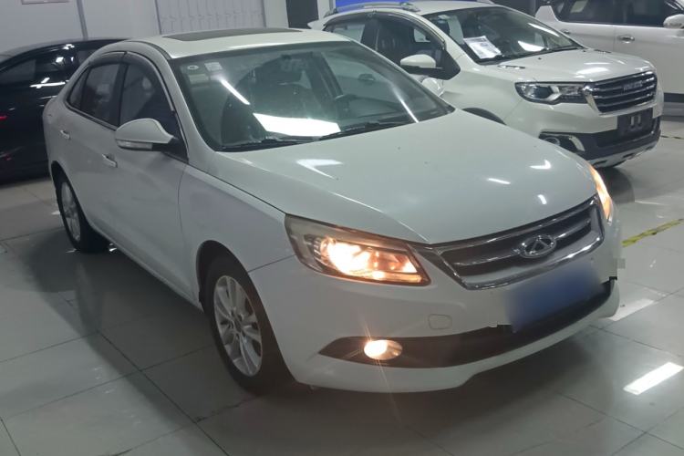 Used Chery Arrizo 7 2015 1.6L Manual ZhiShang Edition Front Right 45 Deg