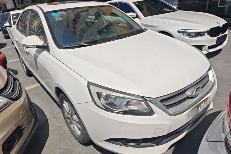 Used Chery Arrizo 7 2015 1.6L CVT ZhiShang Edition Front Right 45 Deg