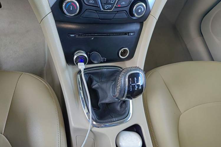 Used Chery Arrizo 7 2015 1.5T Manual Zhi Ling Edition Gear Lever