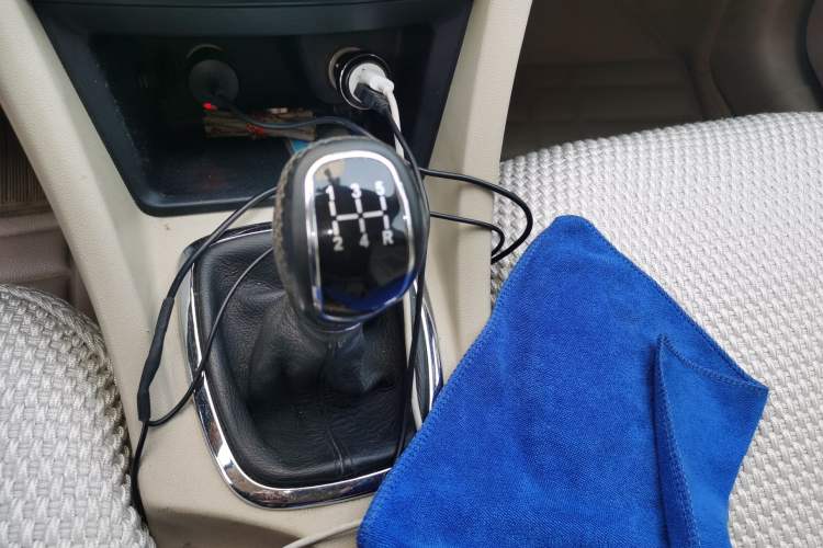 Used Chery Arrizo 7 2015 1.6L Manual ZhiShang Edition Gear Lever