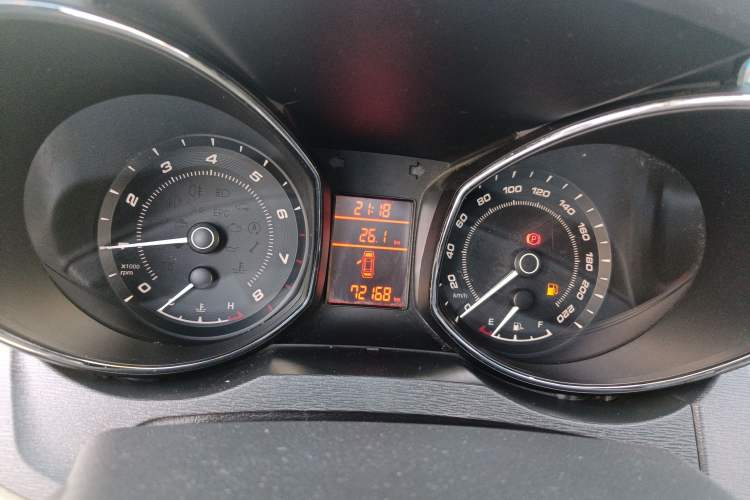 Used Chery Arrizo 7 2015 1.6L Manual ZhiShang Edition Instrument Cluster