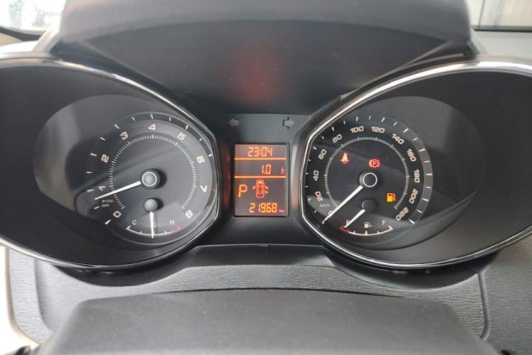 Used Chery Arrizo 7 2015 1.6L CVT Zhiling Edition Instrument Cluster