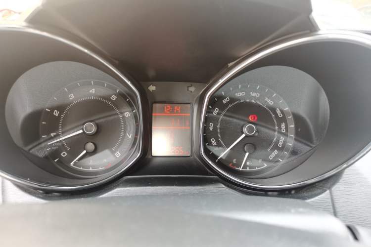 Used Chery Arrizo 7 2015 1.6L Manual ZhiShang Edition Instrument Cluster