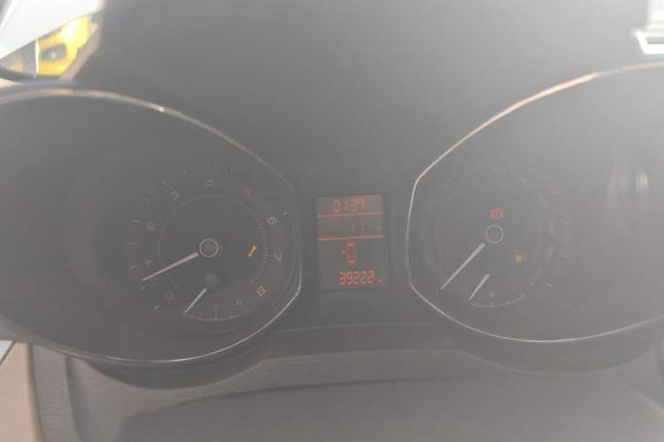 Used Chery Arrizo 7 2015 1.6L Manual ZhiShang Edition Instrument Cluster