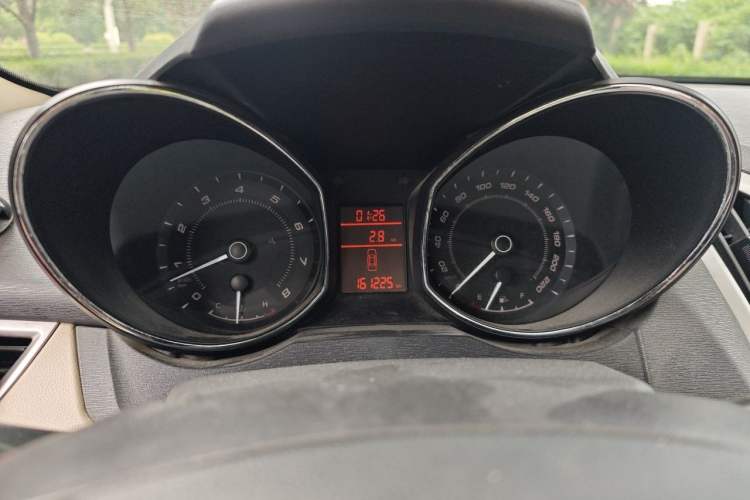 Used Chery Arrizo 7 2015 1.5T Manual ZhiShang Edition Instrument Cluster