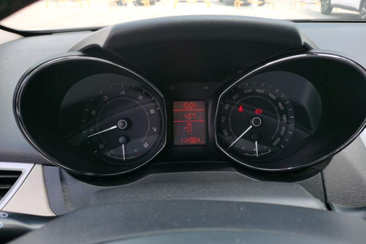 Used Chery Arrizo 7 2015 1.6L Manual ZhiShang Edition Instrument Cluster