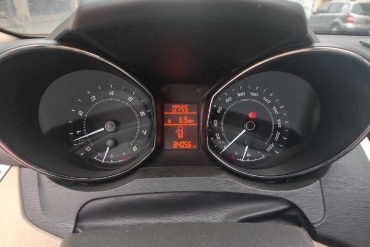 Used Chery Arrizo 7 2015 1.6L Manual ZhiShang Edition Instrument Cluster