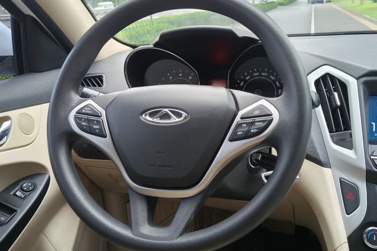 Used Chery Arrizo 7 2015 1.6L CVT Zhiling Edition Interior 4