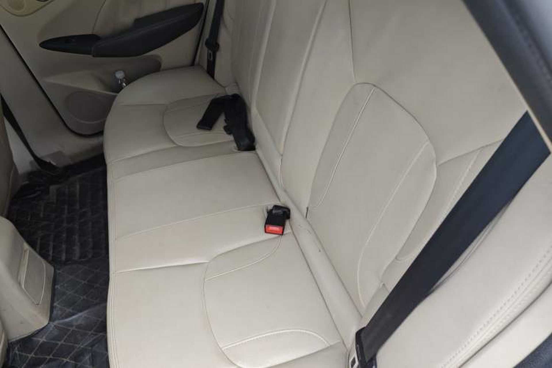 Used Chery Arrizo 7 2015 1.6L CVT ZhiShang Edition Interior 4