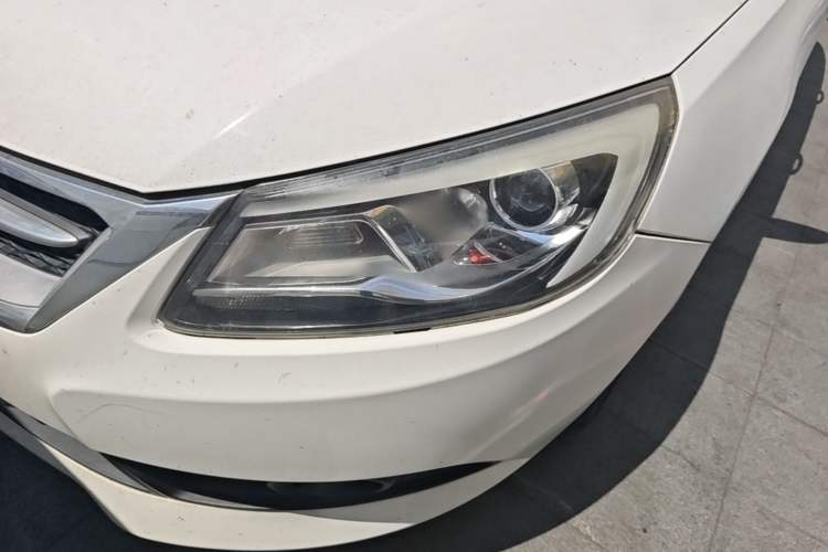 Used Chery Arrizo 7 2015 1.6L CVT ZhiShang Edition Left Front Headlight