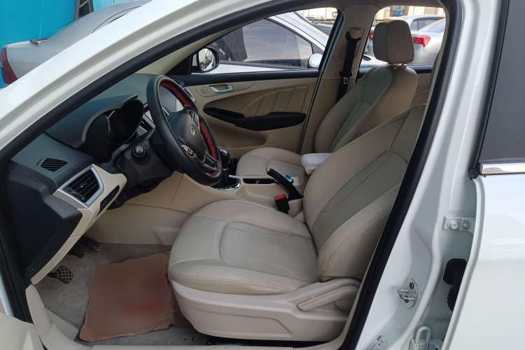 Used Chery Arrizo 7 2015 1.6L Manual ZhiShang Edition Left Front Seat