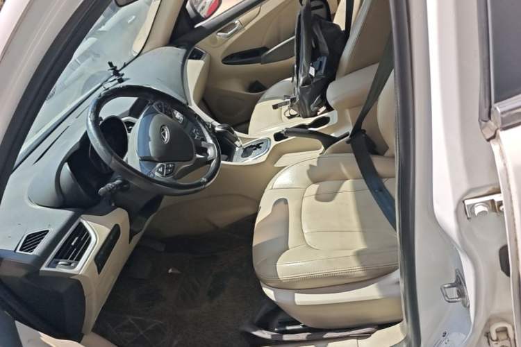 Used Chery Arrizo 7 2015 1.6L CVT ZhiShang Edition Left Front Seat