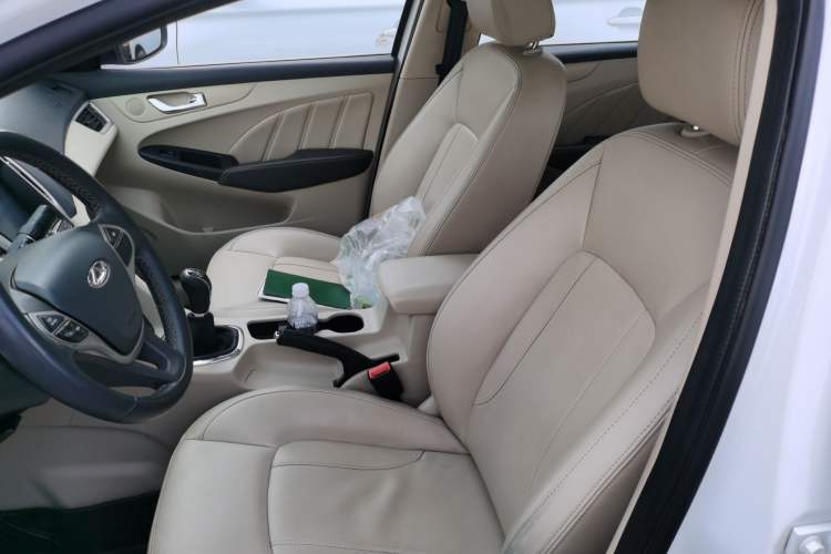 Used Chery Arrizo 7 2015 1.6L Manual ZhiShang Edition Left Front Seat