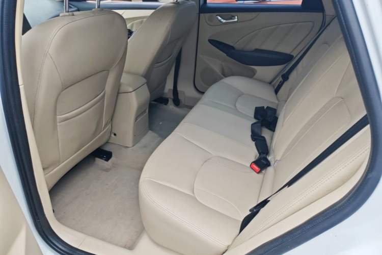 Used Chery Arrizo 7 2015 1.6L Manual ZhiShang Edition Left Rear Seat
