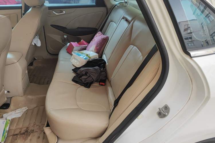 Used Chery Arrizo 7 2015 1.6L CVT ZhiXiang Edition Left Rear Seat