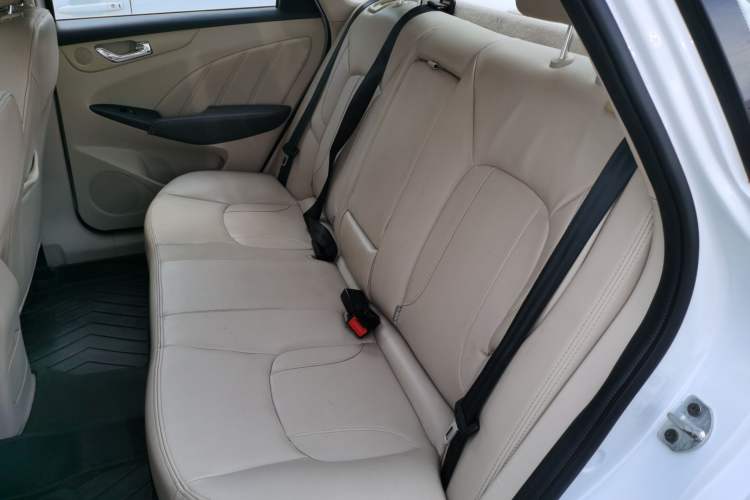 Used Chery Arrizo 7 2015 1.6L Manual ZhiShang Edition Left Rear Seat
