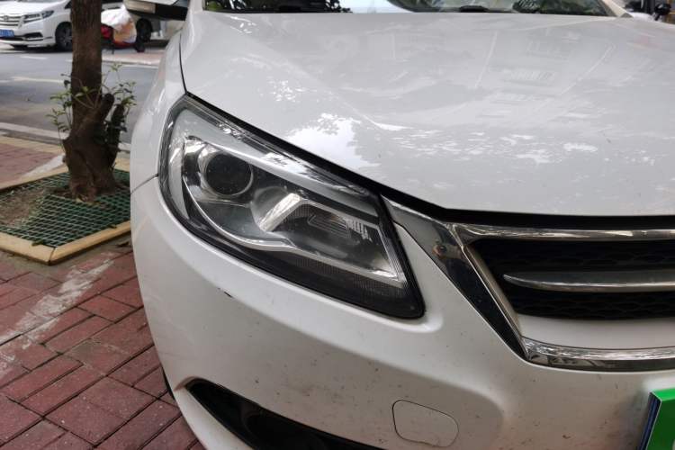Used Chery Arrizo 7 2015 1.6L Manual Zhi Ling Edition Right Front Headlight