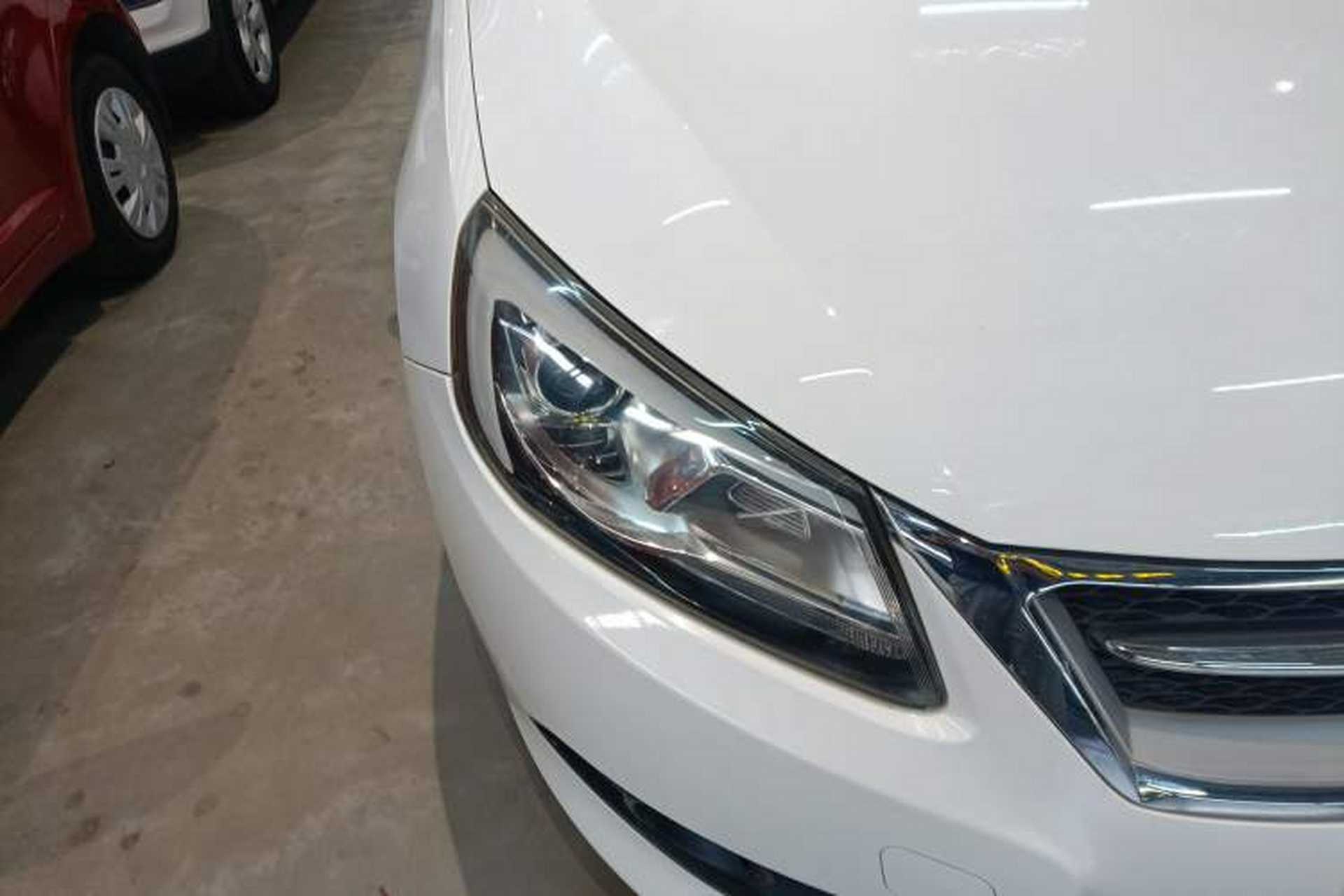 Used Chery Arrizo 7 2015 1.6L Manual ZhiShang Edition Right Front Headlight