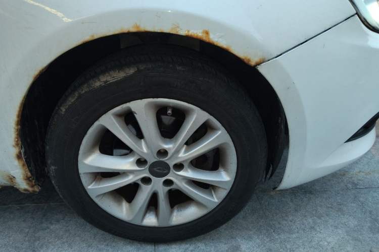 Used Chery Arrizo 7 2015 1.6L Manual Zhi Ling Edition Right Front Wheel Hub