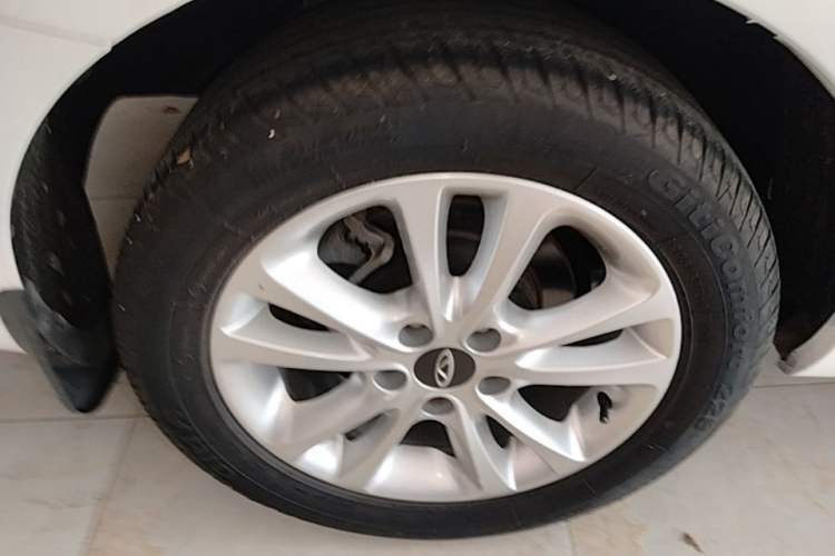 Used Chery Arrizo 7 2015 1.6L Manual Zhi Ling Edition Right Rear Wheel Hub