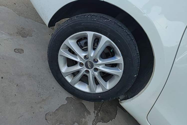 Used Chery Arrizo 7 2015 1.5T Manual Zhi Ling Edition Right Rear Wheel Hub