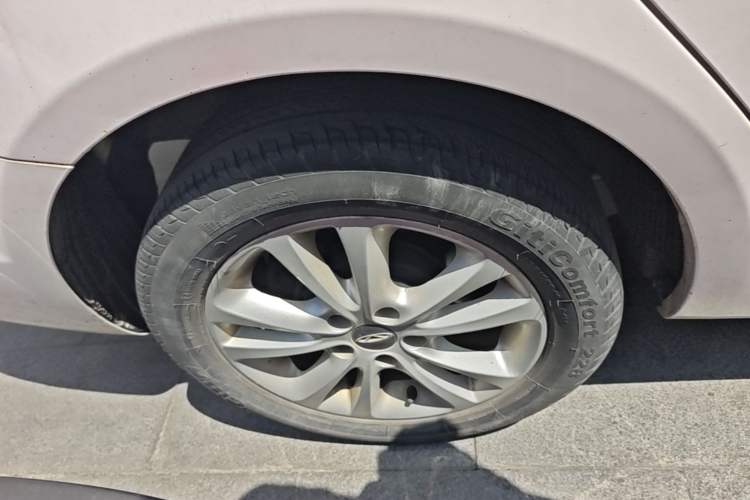 Used Chery Arrizo 7 2015 1.6L CVT ZhiShang Edition Right Rear Wheel Hub