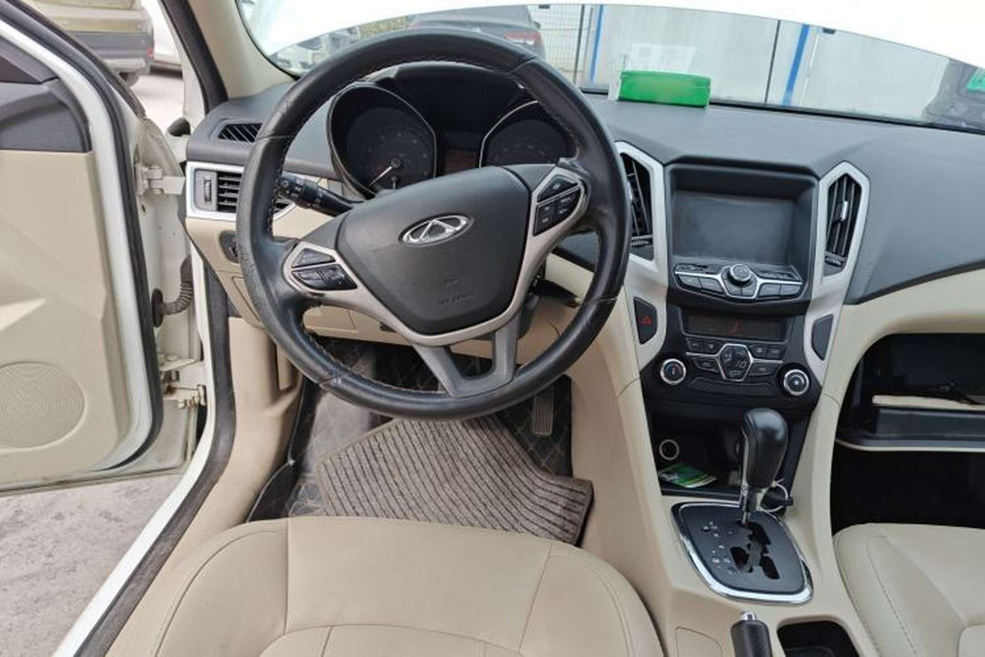 Used Chery Arrizo 7 2015 1.6L CVT ZhiShang Edition Steering Wheel