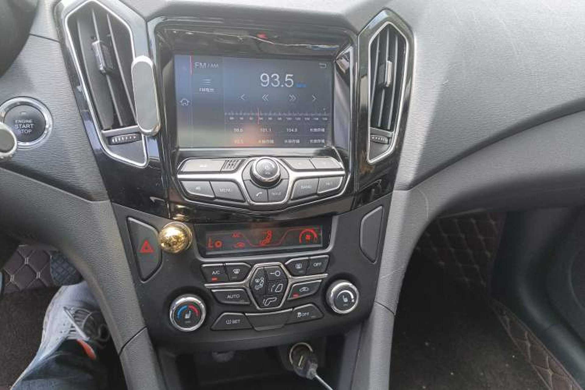 Used Chery Arrizo 7 2016 1.5T Manual ZhiXiang Edition Audio And AC Panel
