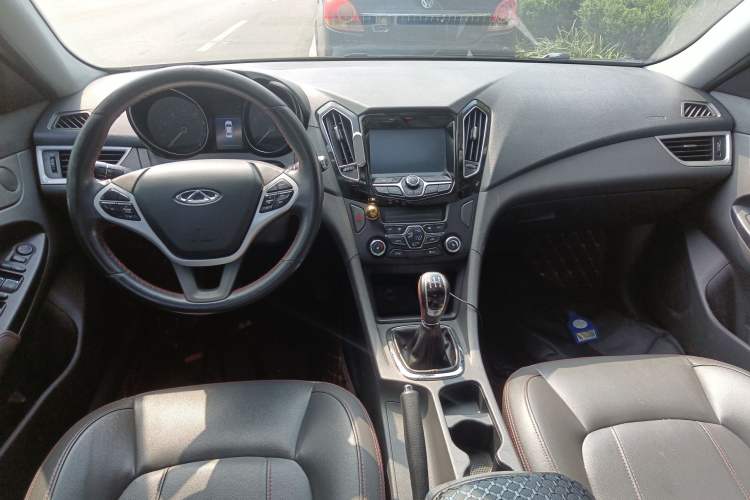 Used Chery Arrizo 7 2016 1.5T Manual ZhiXiang Edition Center Console