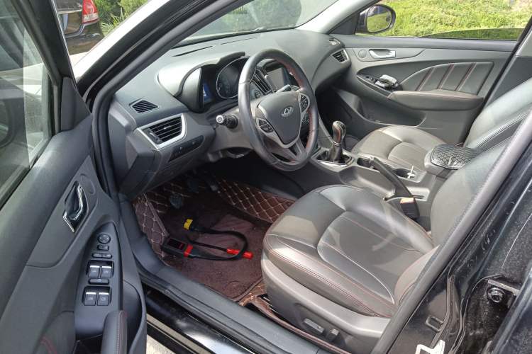 Used Chery Arrizo 7 2016 1.5T Manual ZhiXiang Edition Driver Seat