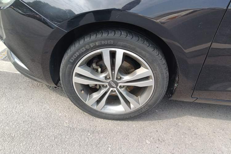 Used Chery Arrizo 7 2016 1.5T Manual ZhiXiang Edition Left Front Wheel Hub