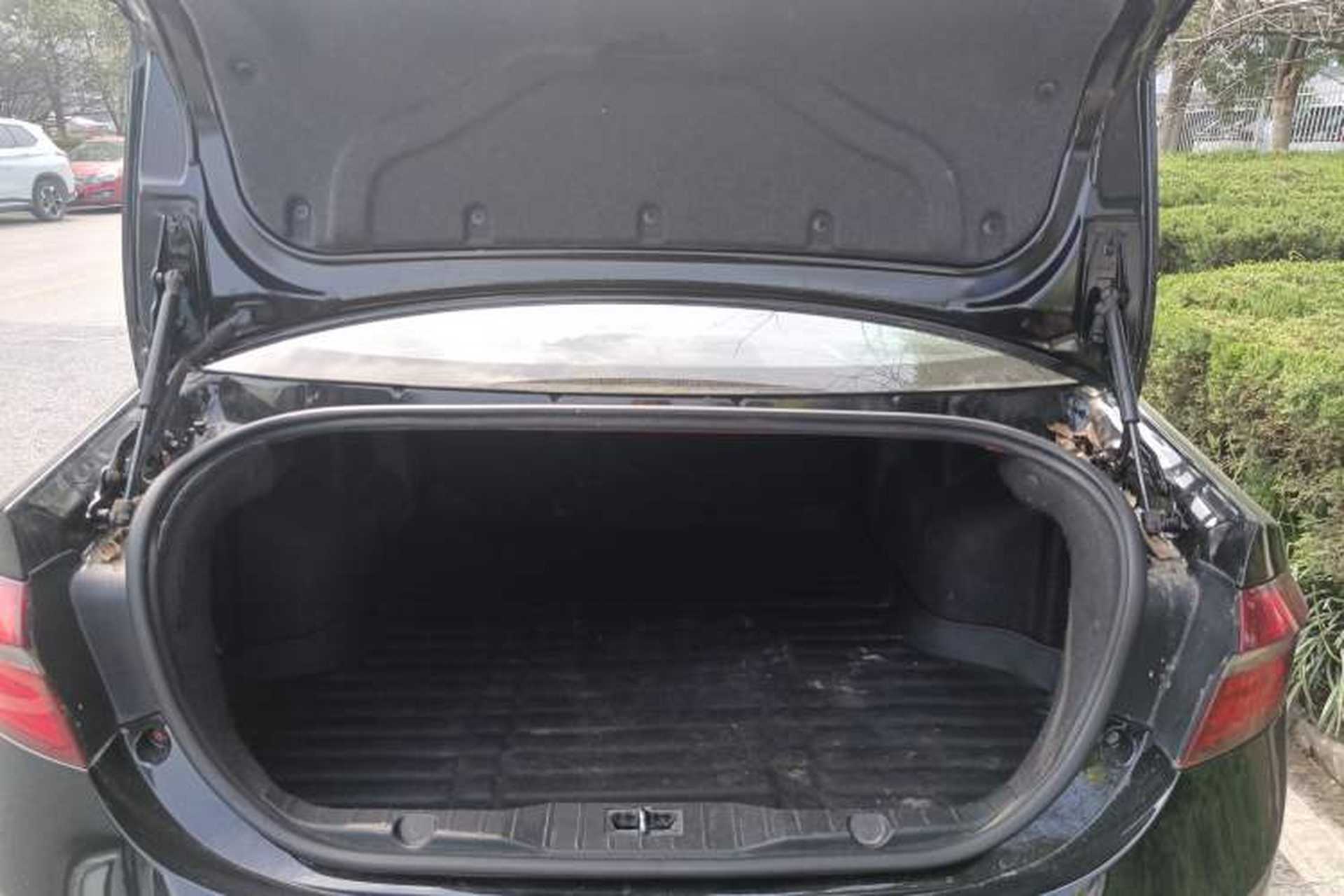 Used Chery Arrizo 7 2016 1.5T Manual ZhiXiang Edition Trunk