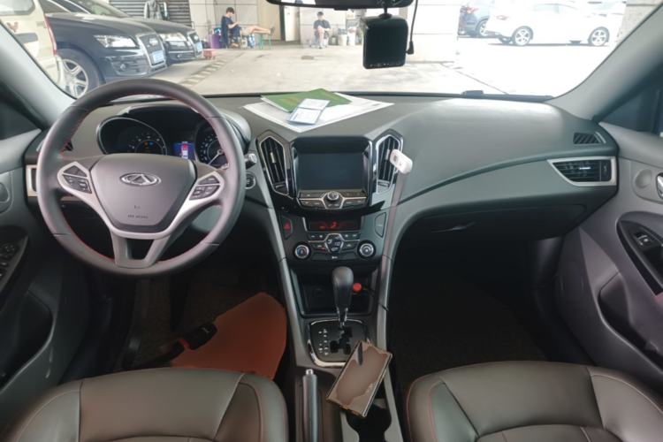 Used Chery Arrizo 7 2016 1.6L CVT ZhiShang Edition Center Console