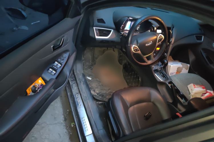 Used Chery Arrizo 7 2016 1.6L CVT ZhiShang Edition Driver Seat